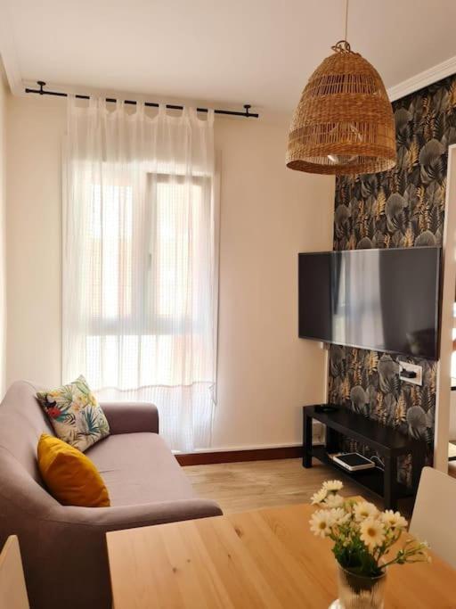 La Casita Verde. Metro Cerca Del Casco Viejo Билбао Екстериор снимка