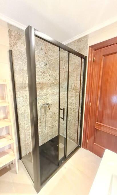 La Casita Verde. Metro Cerca Del Casco Viejo Билбао Екстериор снимка